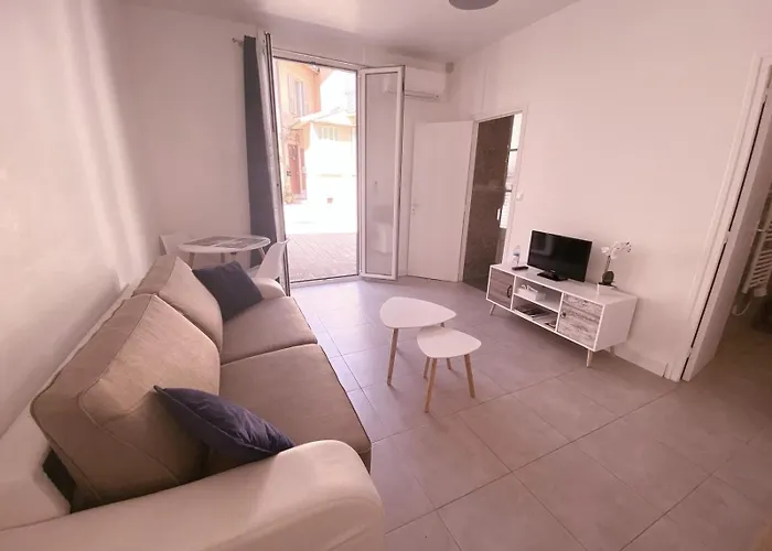 Centre * Μεντόν