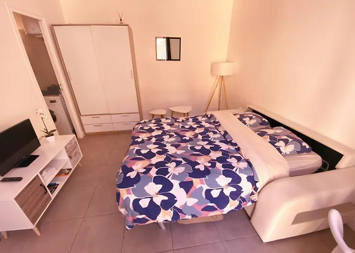 Centre Apartman Menton